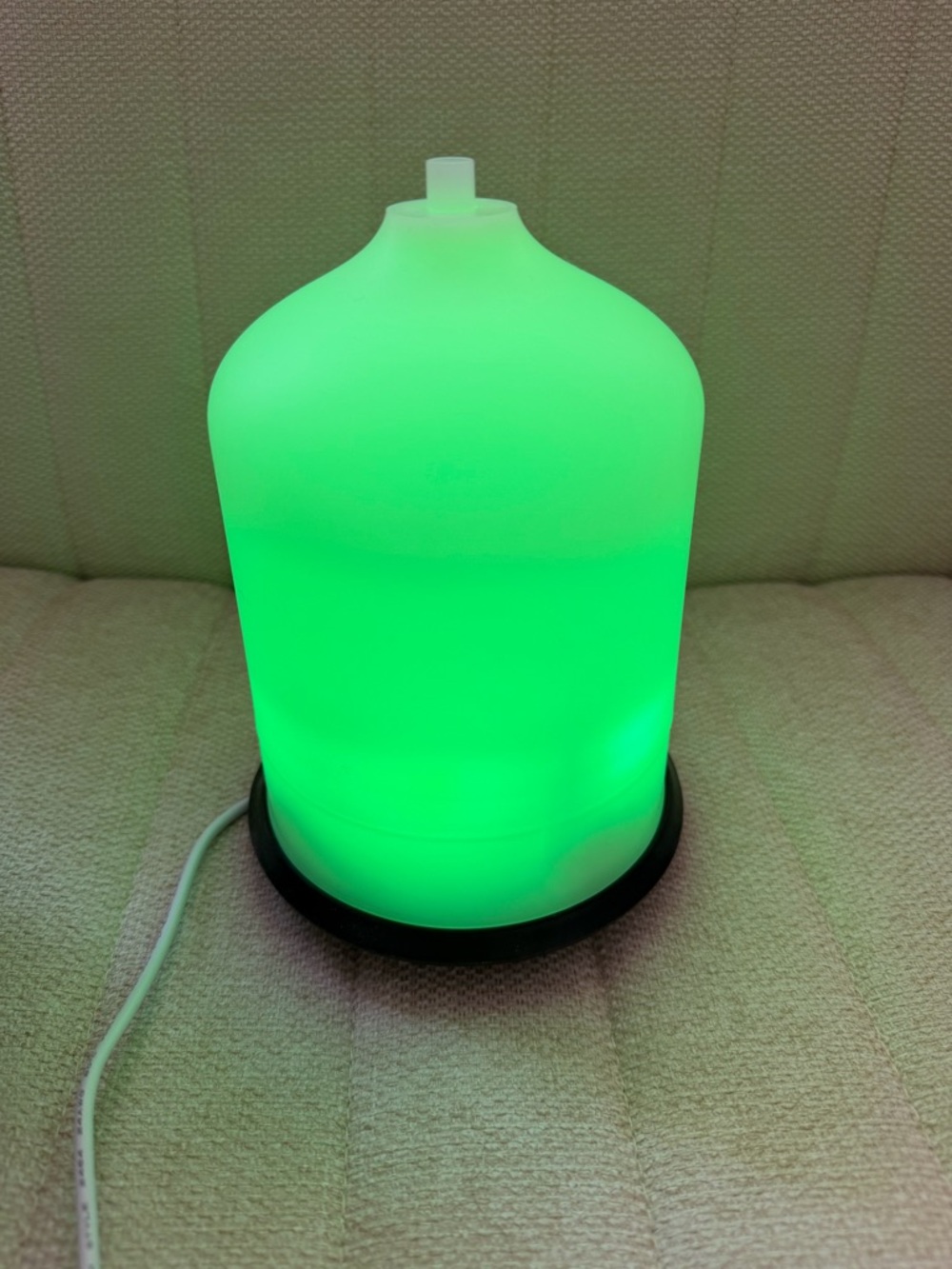 Ellia Glass Dome Diffuser Color Changing - Picture 3 of 8